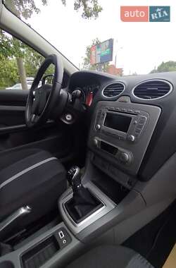 Универсал Ford Focus 2010 в 