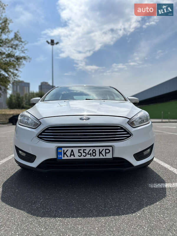 Седан Ford Focus 2016 в Києві