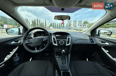 Седан Ford Focus 2016 в 
