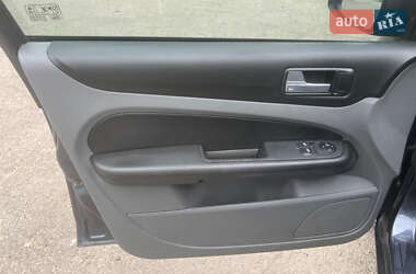 Седан Ford Focus 2008 в 