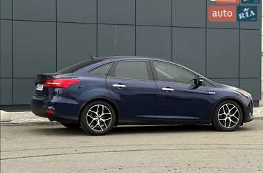 Седан Ford Focus 2017 в 