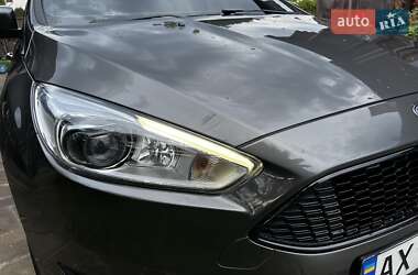 Хэтчбек Ford Focus 2016 в 