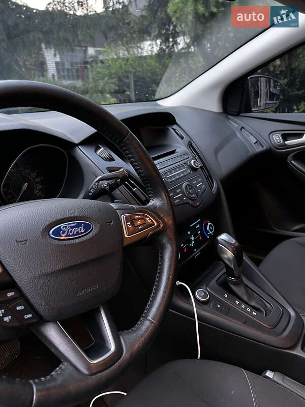 Хетчбек Ford Focus 2016 в Києві