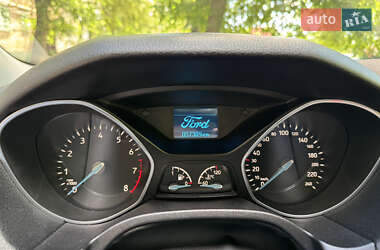 Хэтчбек Ford Focus 2017 в 
