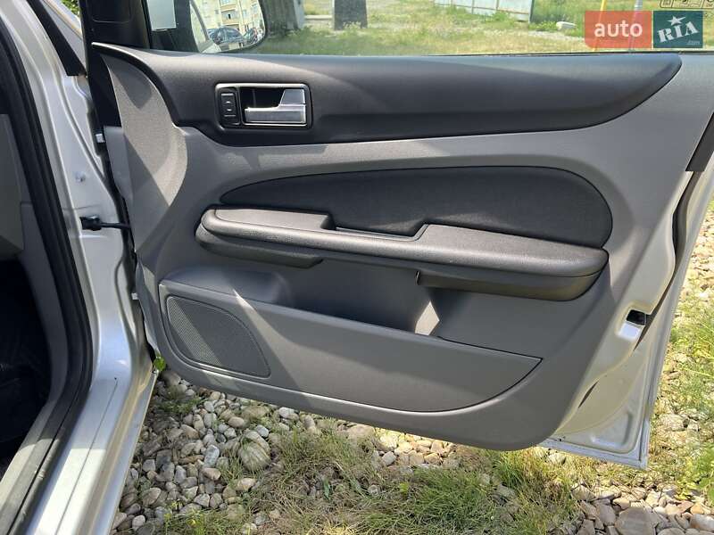 Универсал Ford Focus 2010 в Стрые
