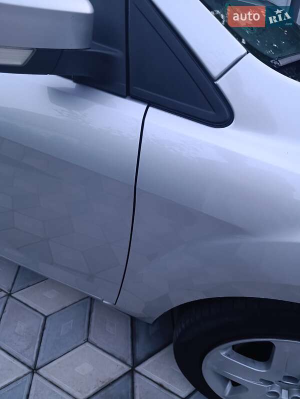 Універсал Ford Focus 2008 в Тиврову