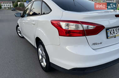 Седан Ford Focus 2013 в 