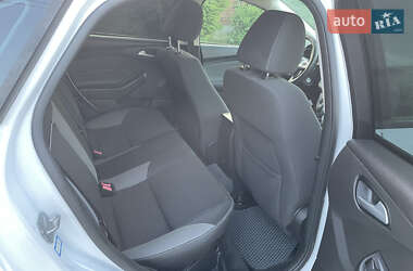 Седан Ford Focus 2013 в 