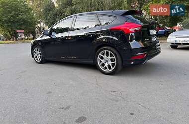Хэтчбек Ford Focus 2015 в 