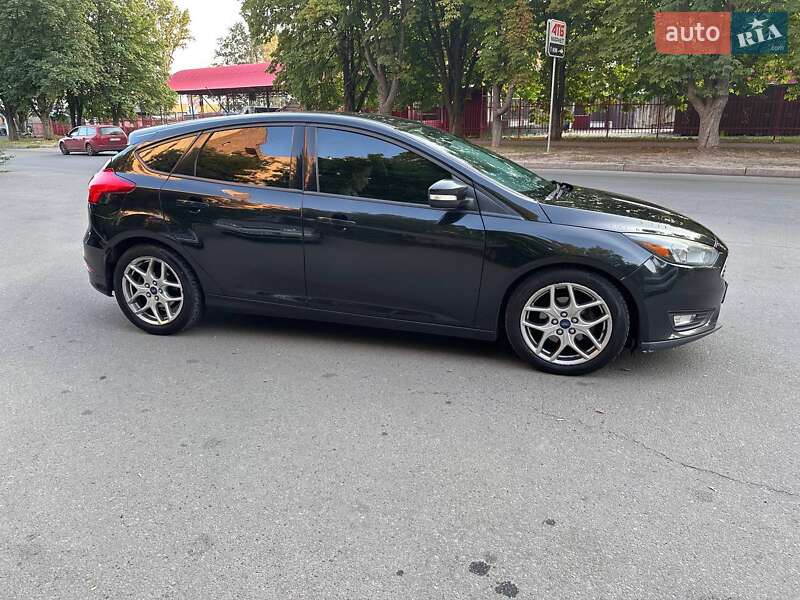 Хэтчбек Ford Focus 2015 в Полтаве