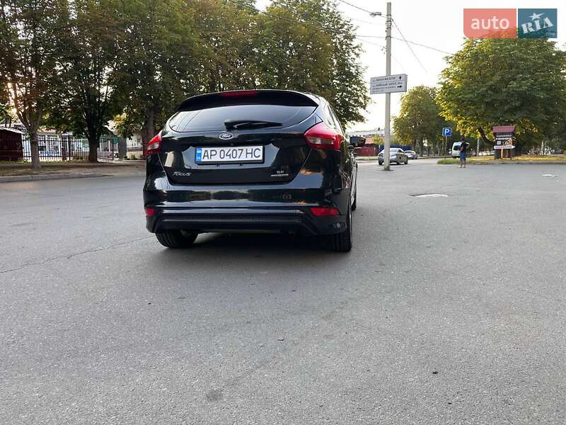 Хэтчбек Ford Focus 2015 в Полтаве