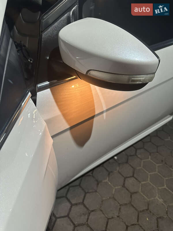 Хэтчбек Ford Focus 2016 в Броварах фото 45 Хэтчбек Ford Focus 2016 в Броварах