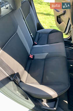 Седан Ford Focus 2014 в 