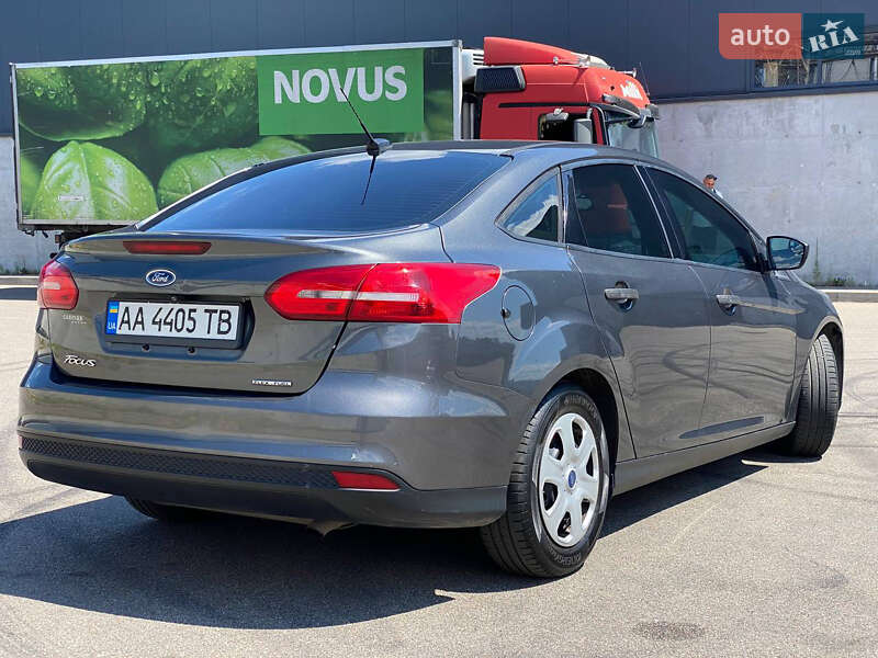 Седан Ford Focus 2016 в Києві