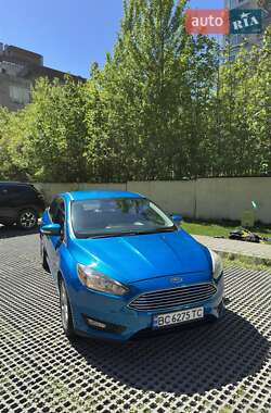 Седан Ford Focus 2015 в 
