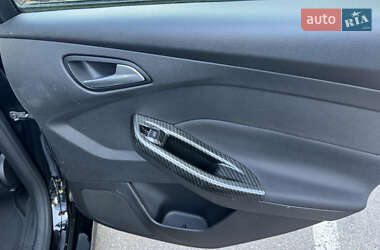 Хэтчбек Ford Focus 2018 в 