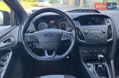 Хэтчбек Ford Focus 2018 в 