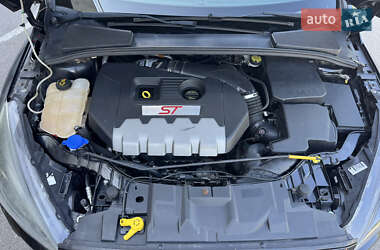 Хэтчбек Ford Focus 2018 в 