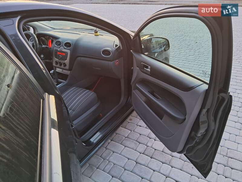 Универсал Ford Focus 2008 в Борщеве