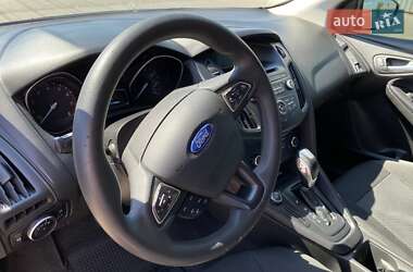 Седан Ford Focus 2015 в 