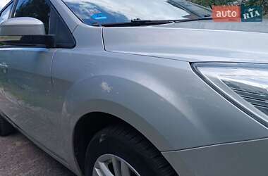 Универсал Ford Focus 2010 в 