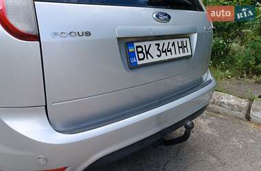 Универсал Ford Focus 2010 в 