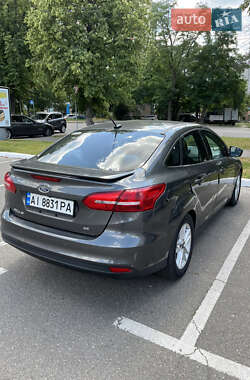 Седан Ford Focus 2016 в 