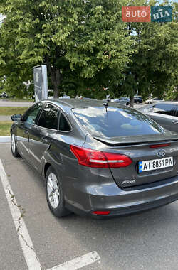 Седан Ford Focus 2016 в 