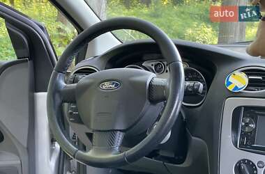 Универсал Ford Focus 2010 в 