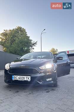 Седан Ford Focus 2015 в 