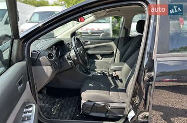 Универсал Ford Focus 2011 в 