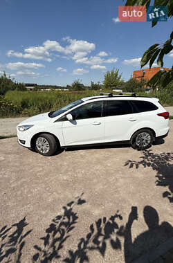 Универсал Ford Focus 2016 в 