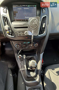 Универсал Ford Focus 2016 в 