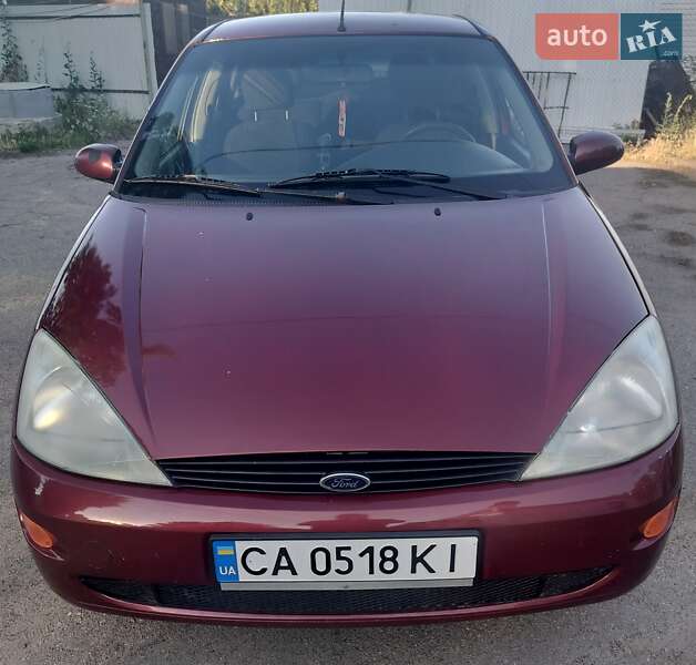Седан Ford Focus 2001 в 