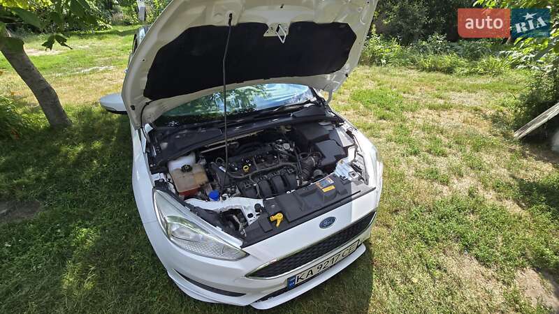 Седан Ford Focus 2016 в Києві