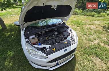 Седан Ford Focus 2016 в 
