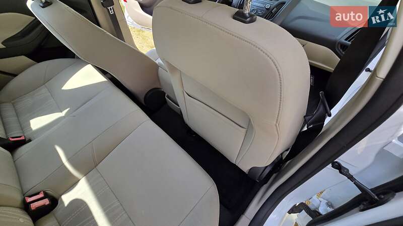 Седан Ford Focus 2016 в Києві
