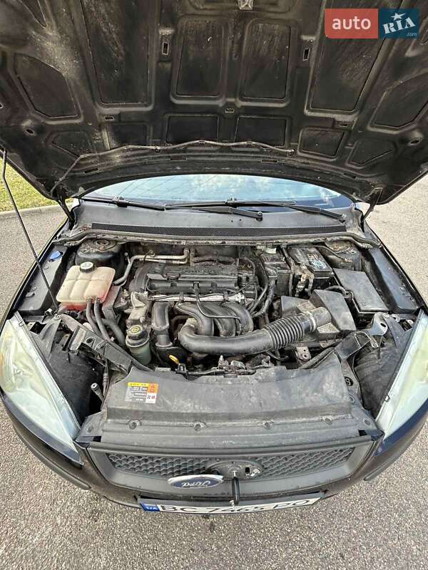 Хетчбек Ford Focus 2005 в Ходореві