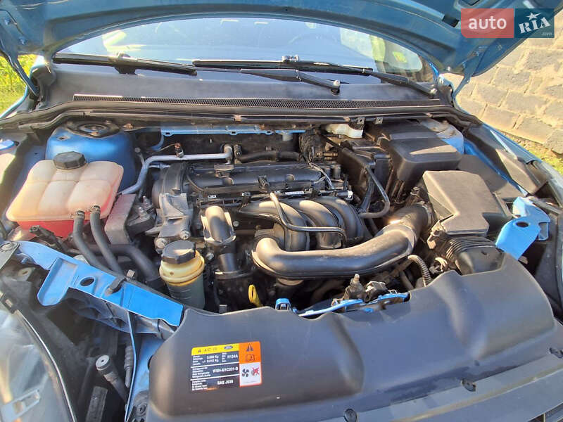 Хэтчбек Ford Focus 2007 в Хырове