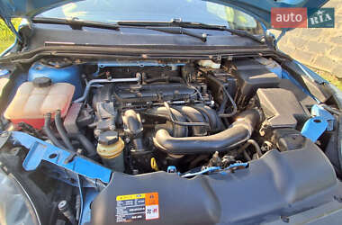 Хэтчбек Ford Focus 2007 в 