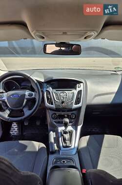 Универсал Ford Focus 2012 в 