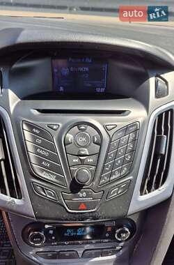 Универсал Ford Focus 2012 в 