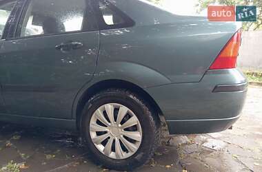 Седан Ford Focus 2002 в Ужгороде