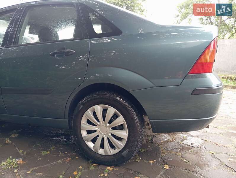 Седан Ford Focus 2002 в Ужгороде