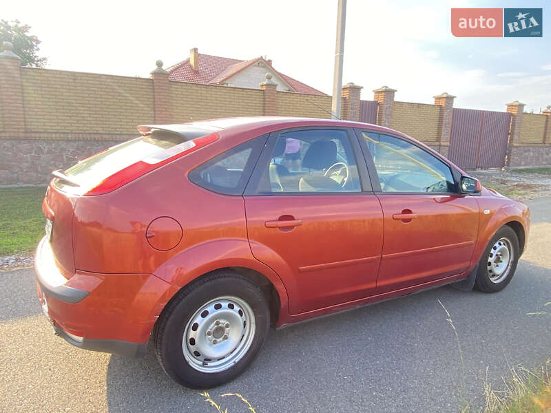 Седан Ford Focus 2007 в Киеве