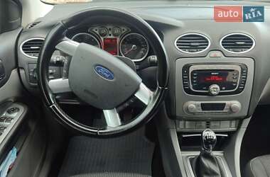 Универсал Ford Focus 2010 в 