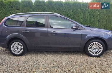 Универсал Ford Focus 2010 в 
