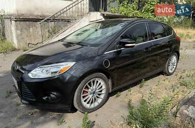 Хэтчбек Ford Focus 2014 в 