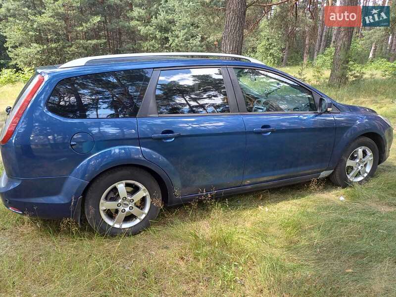 Універсал Ford Focus 2008 в Гончарівському