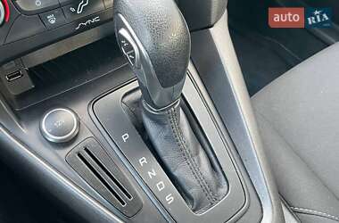 Седан Ford Focus 2017 в 